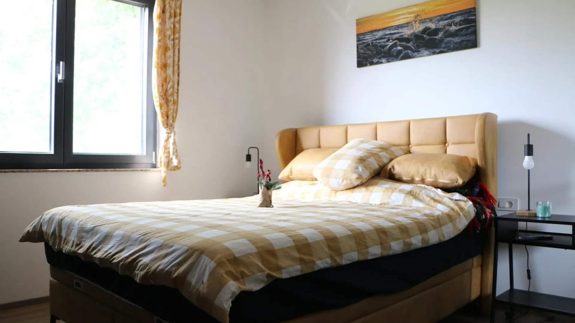 Lavender Villa Sumber
